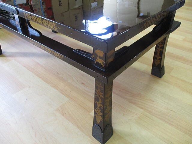 木製の飾り台テーブル　修理後5　足の部分