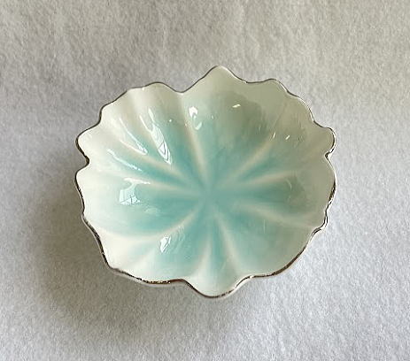 �t�^�ό`�����̏ォ��̗l�q