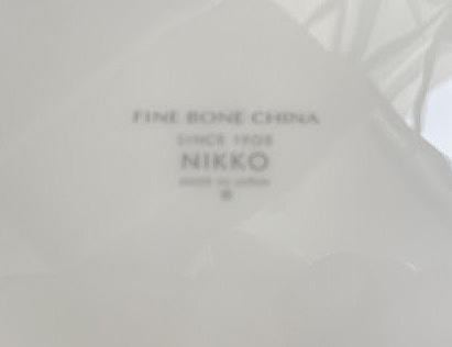 ����v���[�g�̃��S