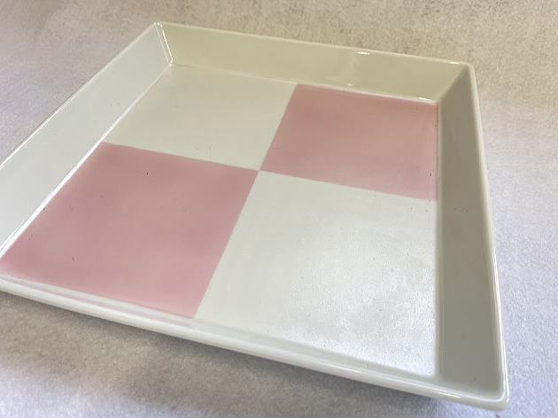 �s���͗l�v���[�g03