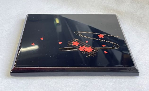 漆器重箱の蓋01