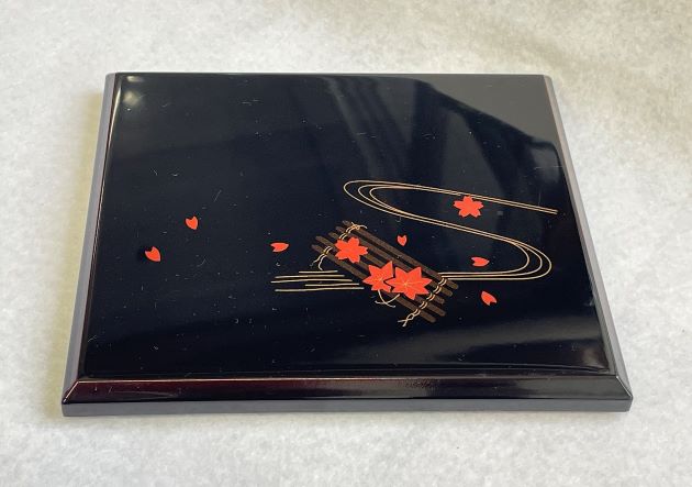 漆器重箱の蓋02